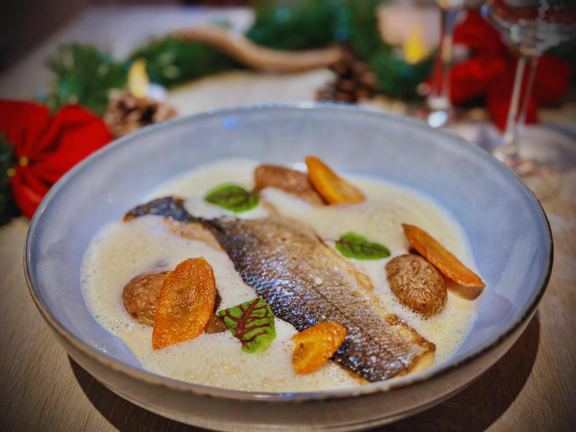 Hotel Restaurant Les Chataigniers Privas Kültér fotó