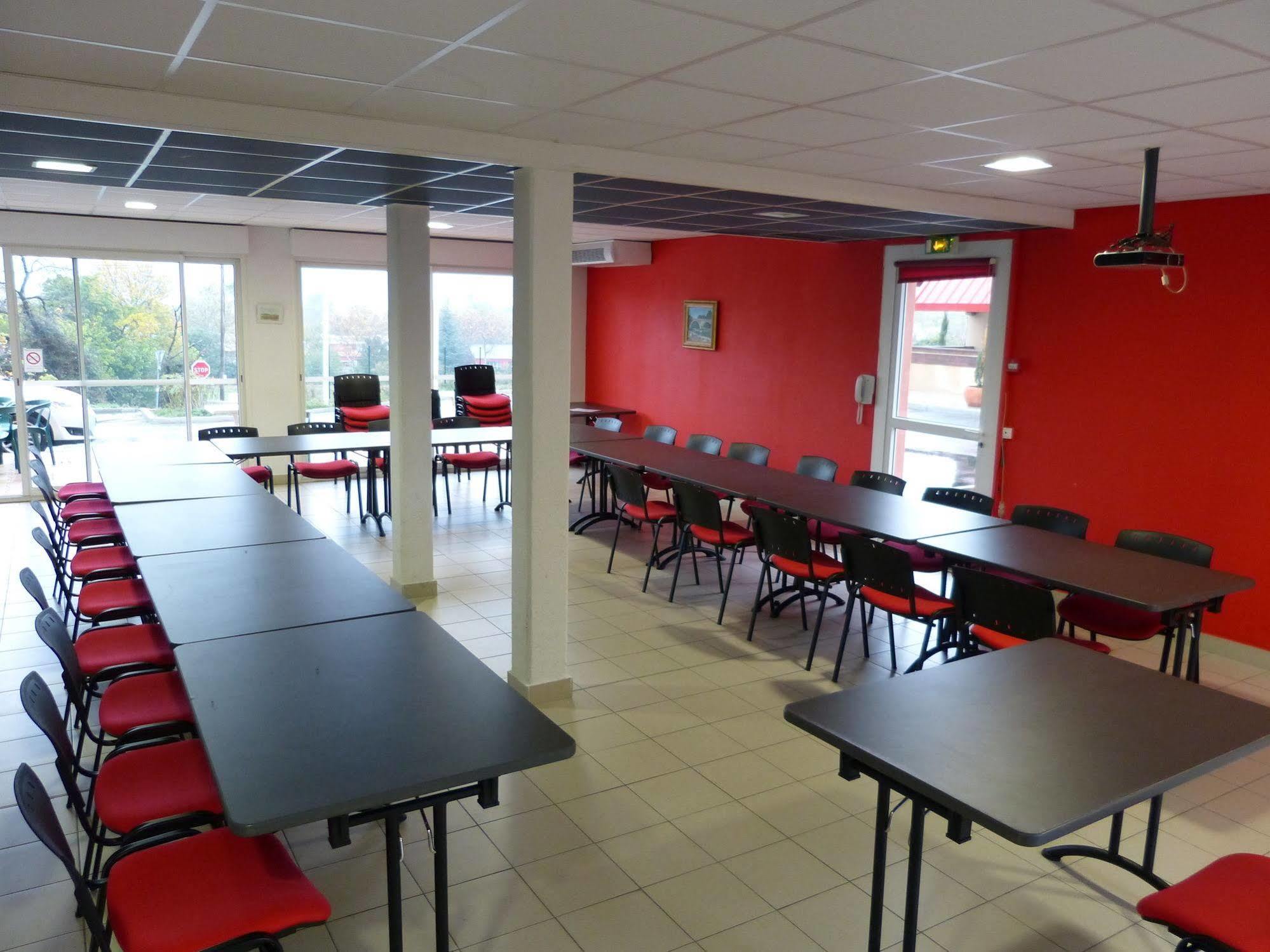 Hotel Restaurant Les Chataigniers Privas Kültér fotó